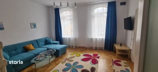 SC VIMAK IMOBILIARE vinde apartament in casa zona Centrala
