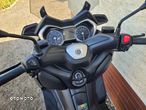 Yamaha X-max - 10