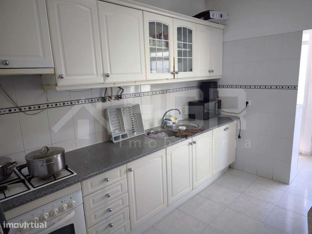 T2 | BOAS ÁREAS | 2 VARANDAS | LOCALIZAÇÃO CENTRAL | ALTO SEIXALINHO-9