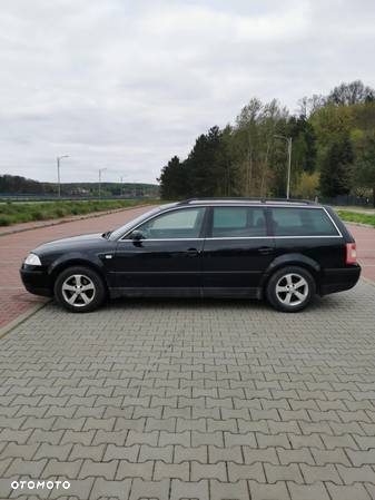 Volkswagen Passat - 9