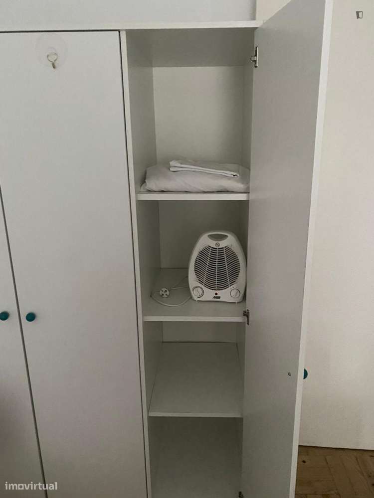 Quarto - localizado em Olivais Lisbon - Grande imagem: 4/10