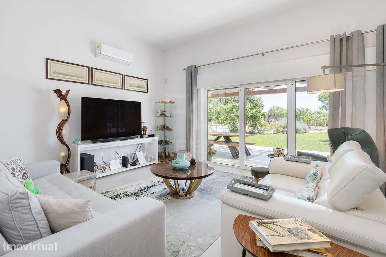 Moradia T4 na Guia -  Charme Algarvio com Total Privacidade - Piscina-8