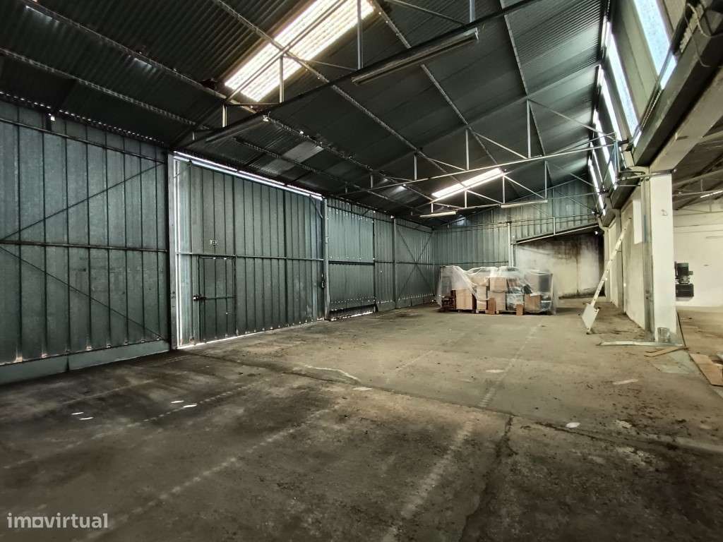 Armazém Industrial no Mucifal, Sintra-11
