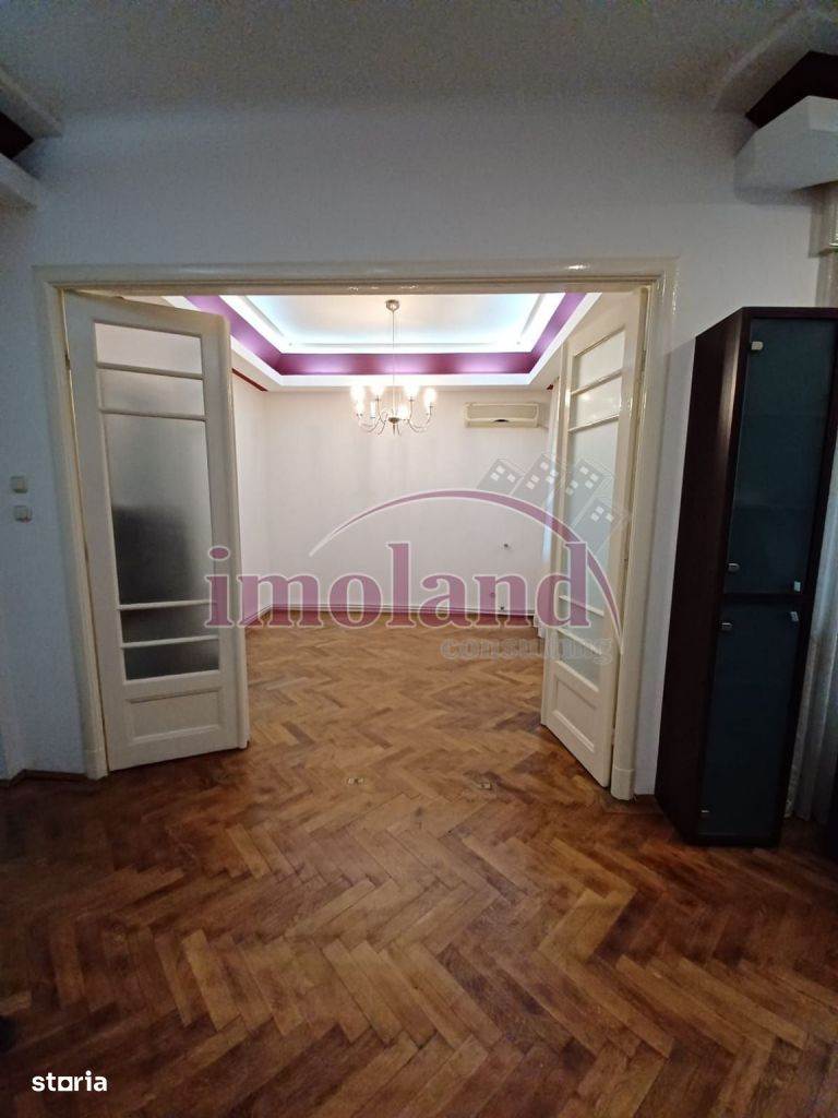 Apartament de vanzare 4 camere Ultracentral