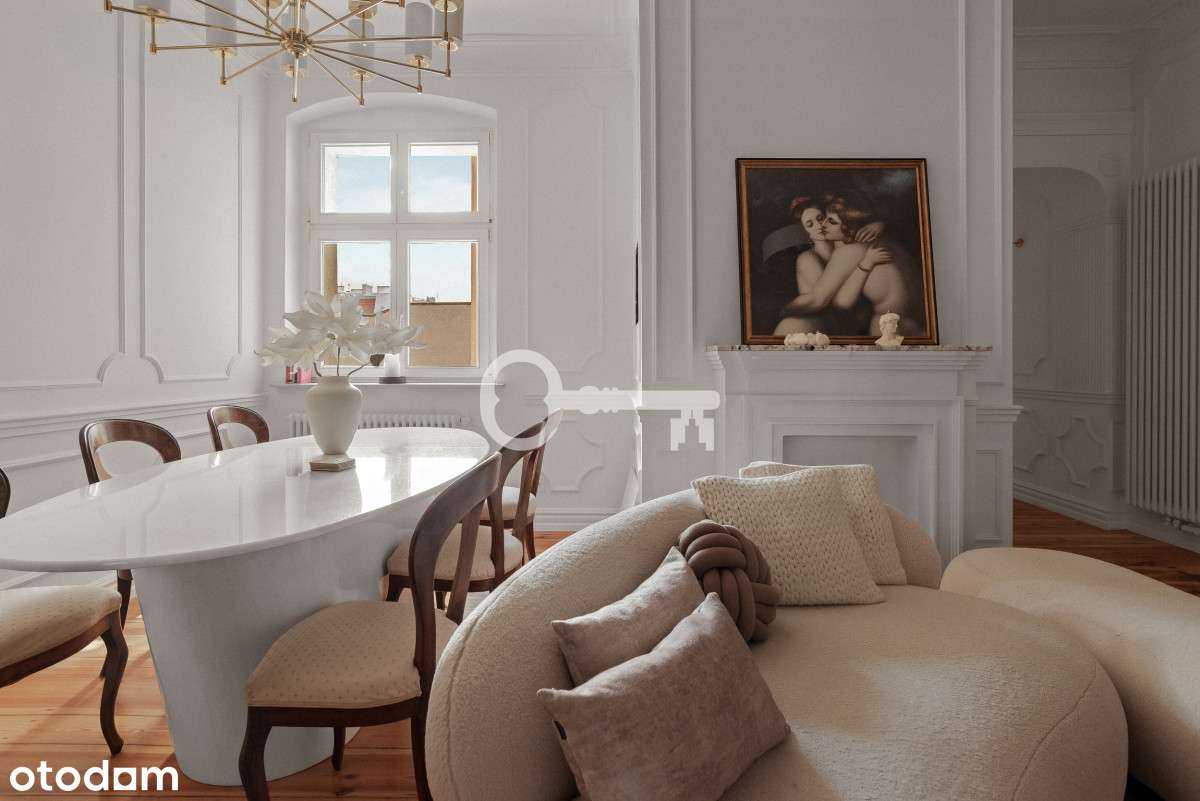 Paryski Szyk w Sercu Wildy | Marmur i Lity Dąb-4