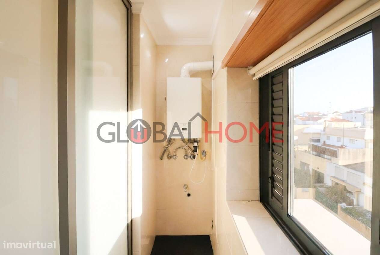 Duplex T2+1 com vista mar em Canidelo-16