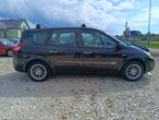 Renault Grand Scenic - 9