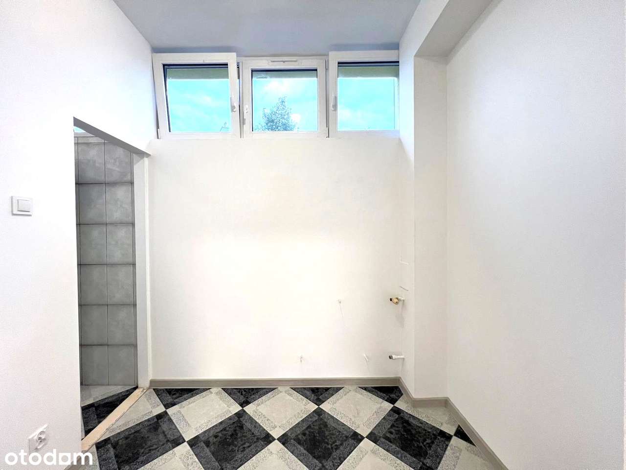 Lokal usługowy po remoncie 169m2,  parking, witryna, winda towarowa-7