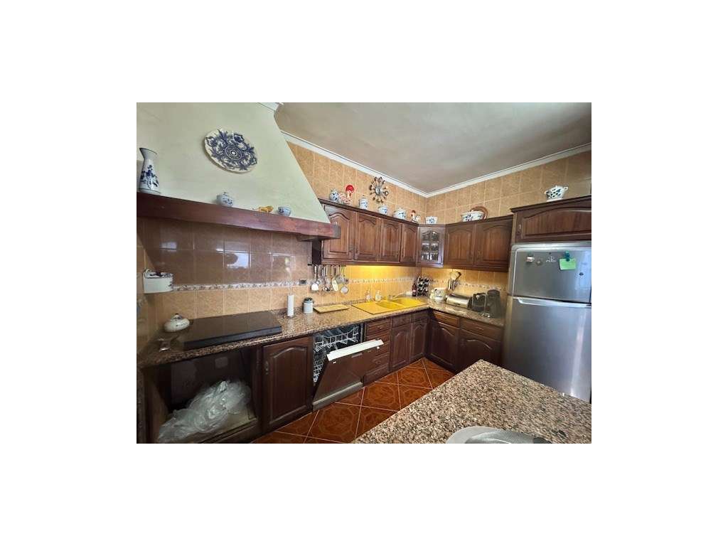 Prédio para restauro no centro de Viana do Castelo - Grande imagem: 2/10