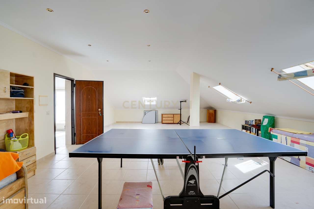 Apartamento T3 Excelentes áreas-26