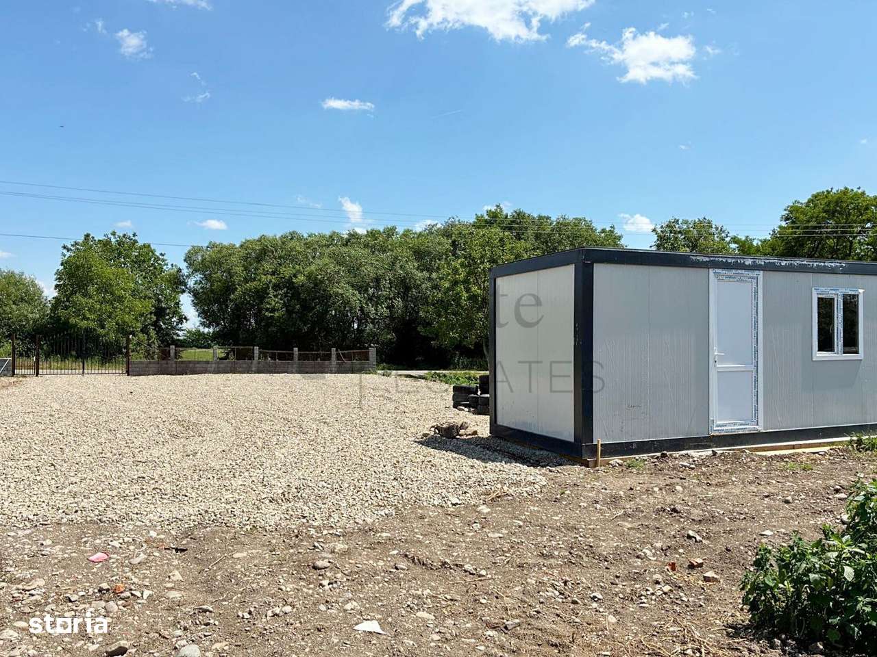 Teren 1637 mp cu 2 containere amenajate langa Barajul Tileagd - Imagine principală: 5/13