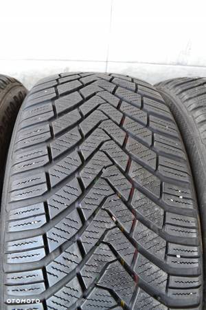 225/50R17 98H CONTINENTAL TS850 x4szt 3931z - 2