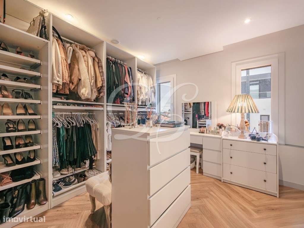 Moradia T5 c/ Jardim Relvado | Sintra-17