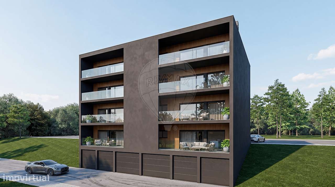 Property in Rua Teófilo Braga - Portela das Padeiras, União de Freguesias da cidade de Santarém, Santarém