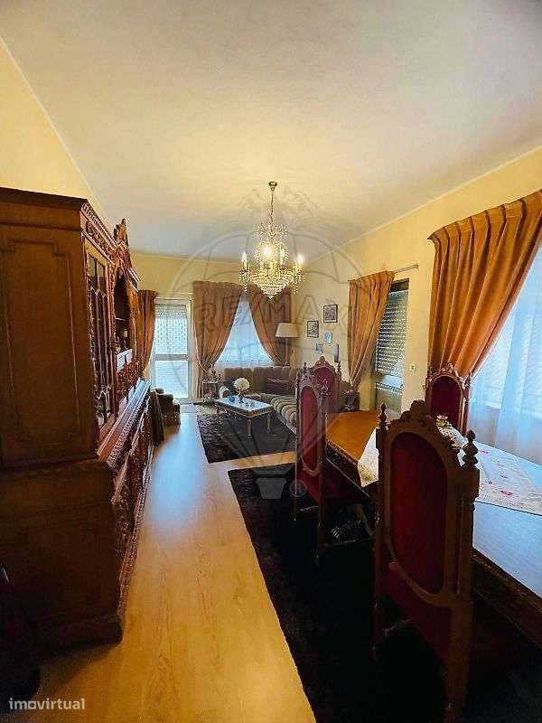 Moradia T4 para venda-23