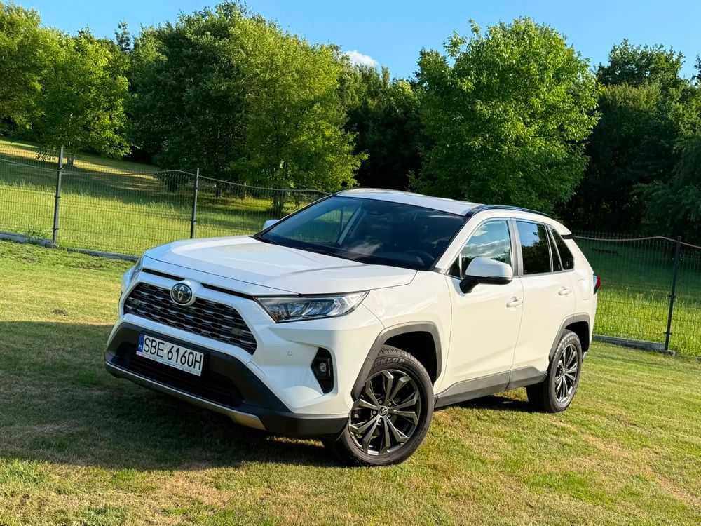 Toyota Rav4 V (2018-) 2024