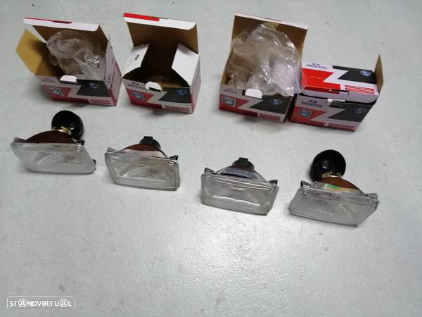 Kit de 4 faróis da frente Isuzu NKR Toyota Dyna 150 e 250 Datsun 720 - 4