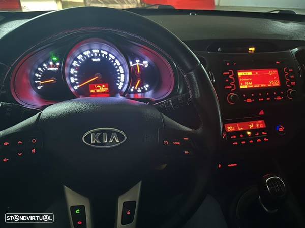 Kia Sportage 1.7 CRDi ISG TX - 17