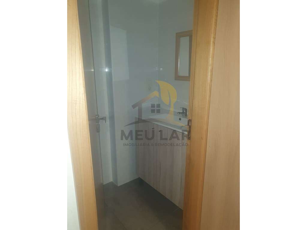 Apartamento T4 São João da Madeira-5