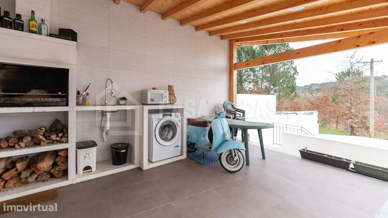 Moradia Isolada V2+1 em Cabanões-11