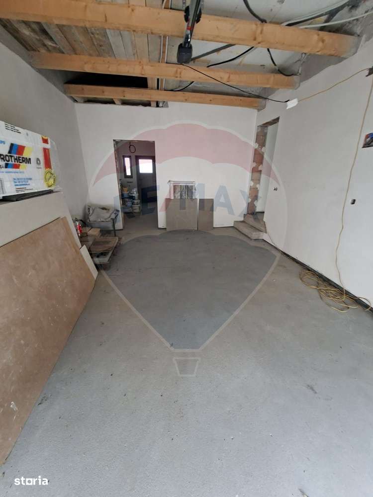 Vilă Individuală în Cisnădioara-18