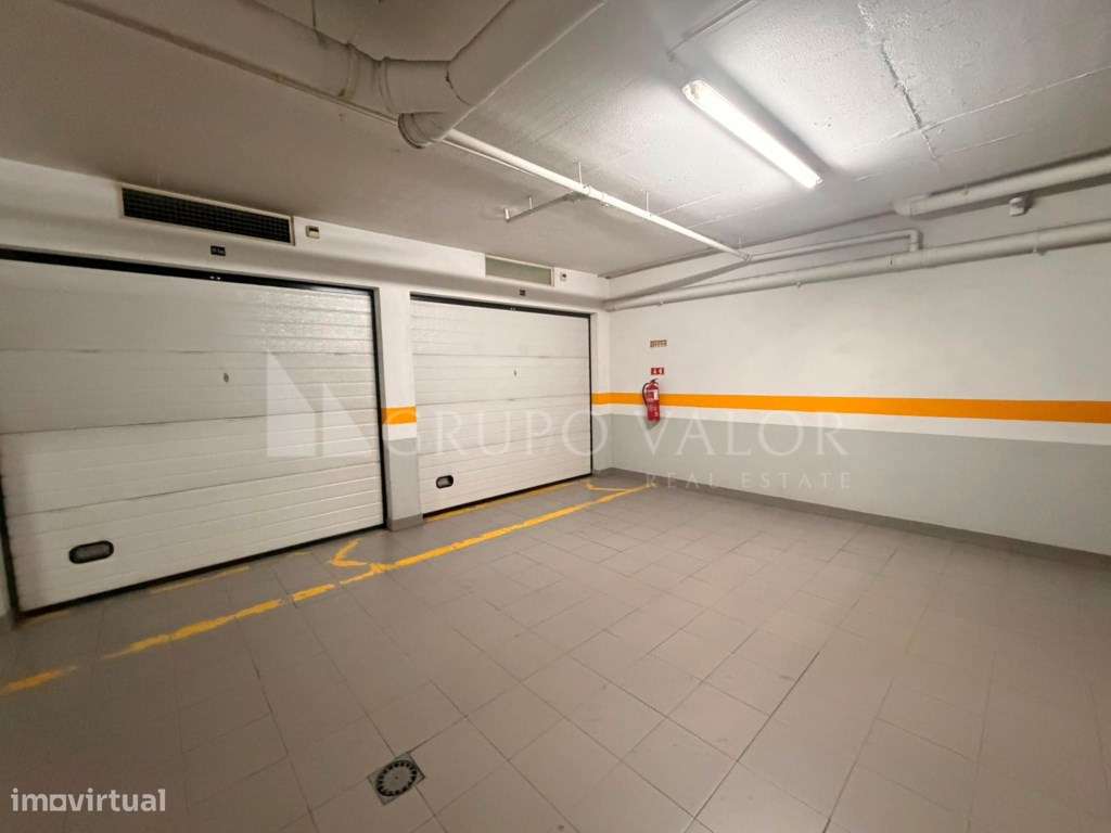 Apartamento T3 | Box 2 Viaturas | Colinas do Cruzeiro | Odivelas-18