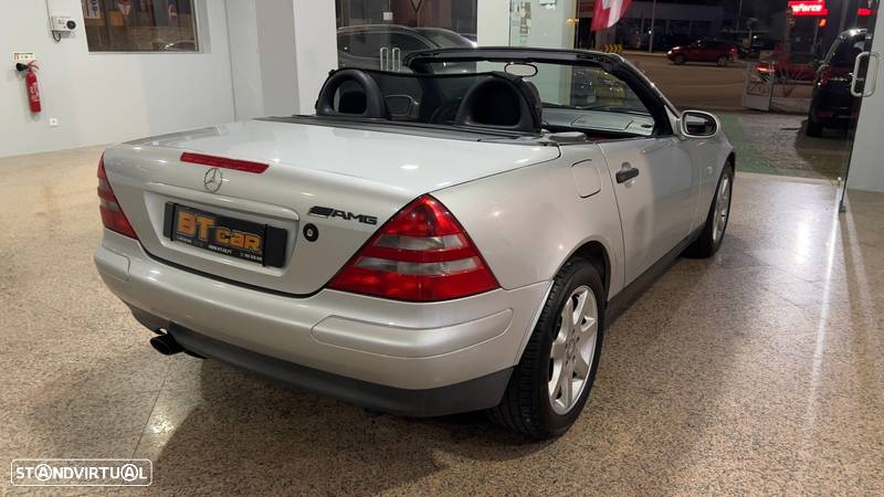 Mercedes-Benz SLK 200 Standard - 33