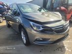 Opel Astra k Sw 2019 para peças - 2