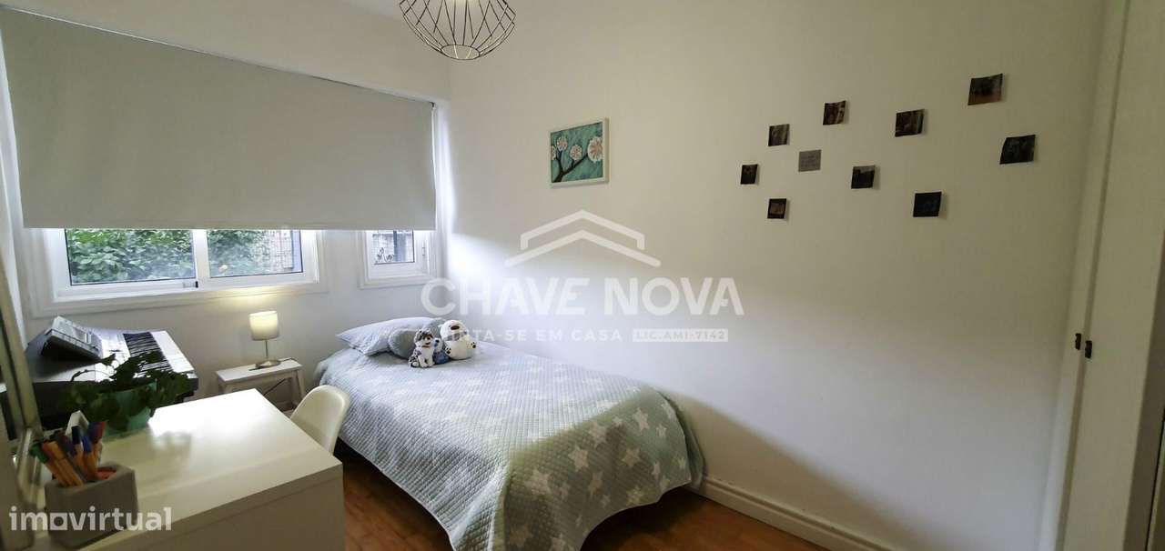 Moradia Bi-Familiar T4 + T2 com Potencial de Rendimento em Ramalde ...-16