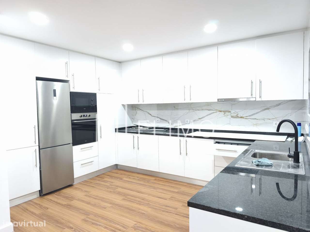 Moradia T3 geminada Nova-21