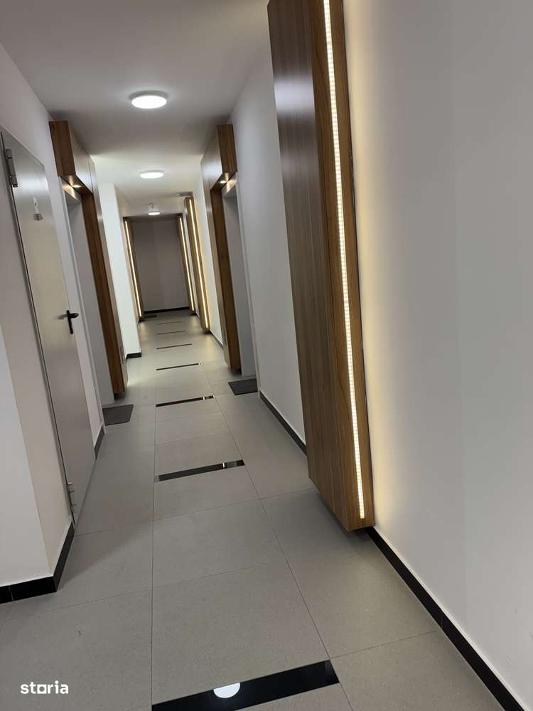 Apartament 3 camere la KFC mall-9