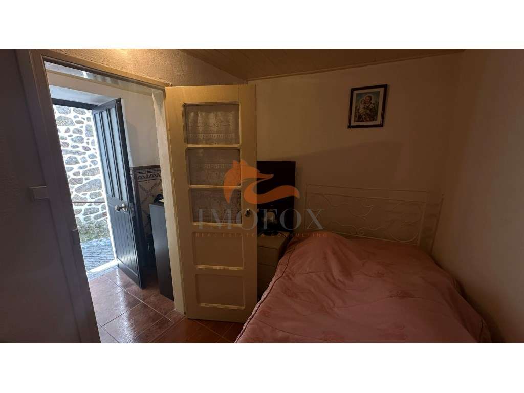 Moradia Pronta a Habitar localizada na vila de Avô - Ótimo para Alo...-7