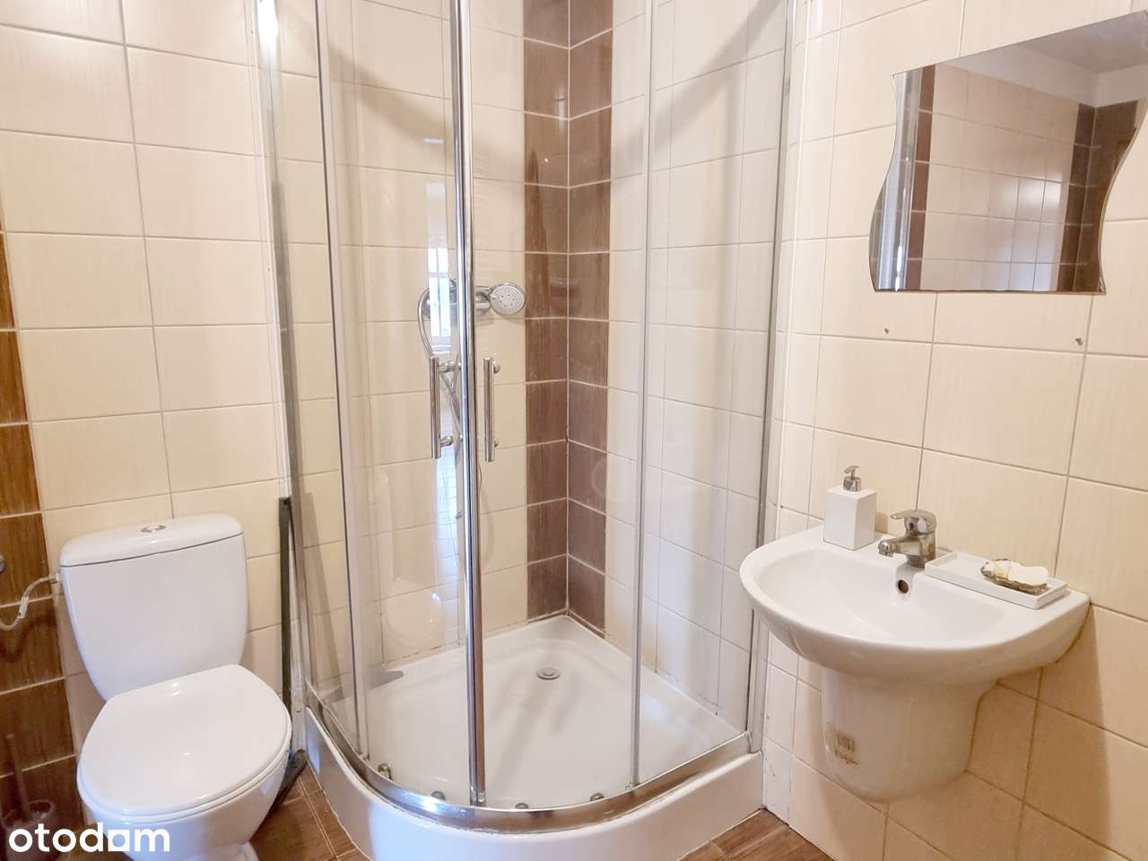 5-pok | 4 niezależne pokoje | osobna kuchnia | piwnica | 2 piętro |-9