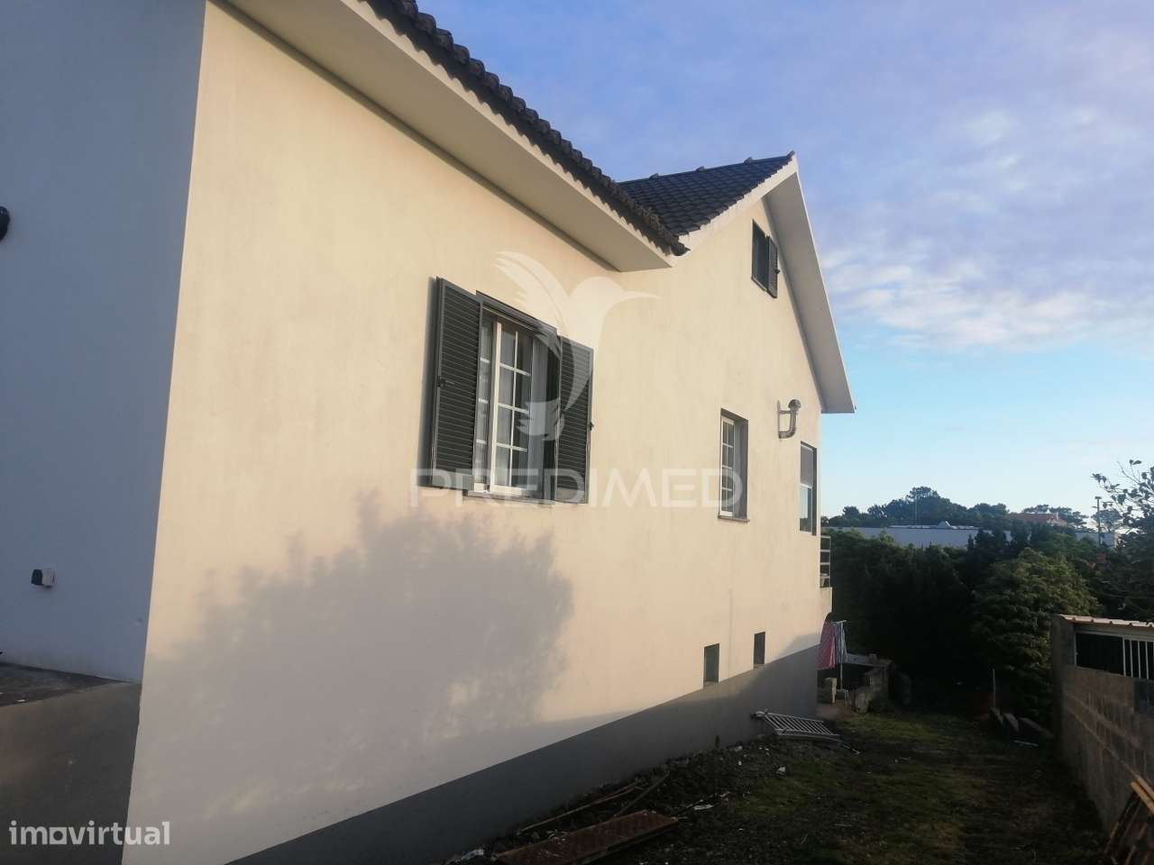 Moradia T4 com excelente localização - Grande imagem: 5/33