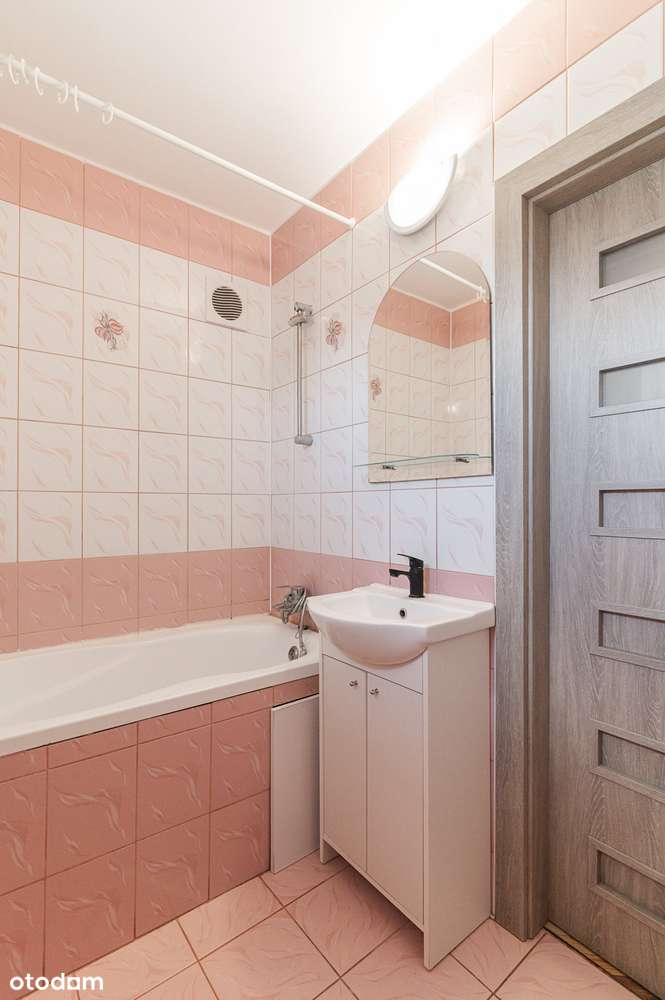 Duże | 4 pokojowe | Z balkonem | Do zamieszkania | W Zadbanym bloku |-14