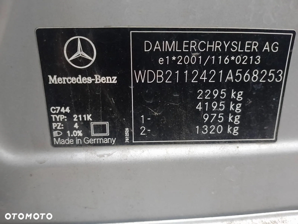 Mercedes w211 lakier C744 drzwi klapa zderzak lampa czesci - 7