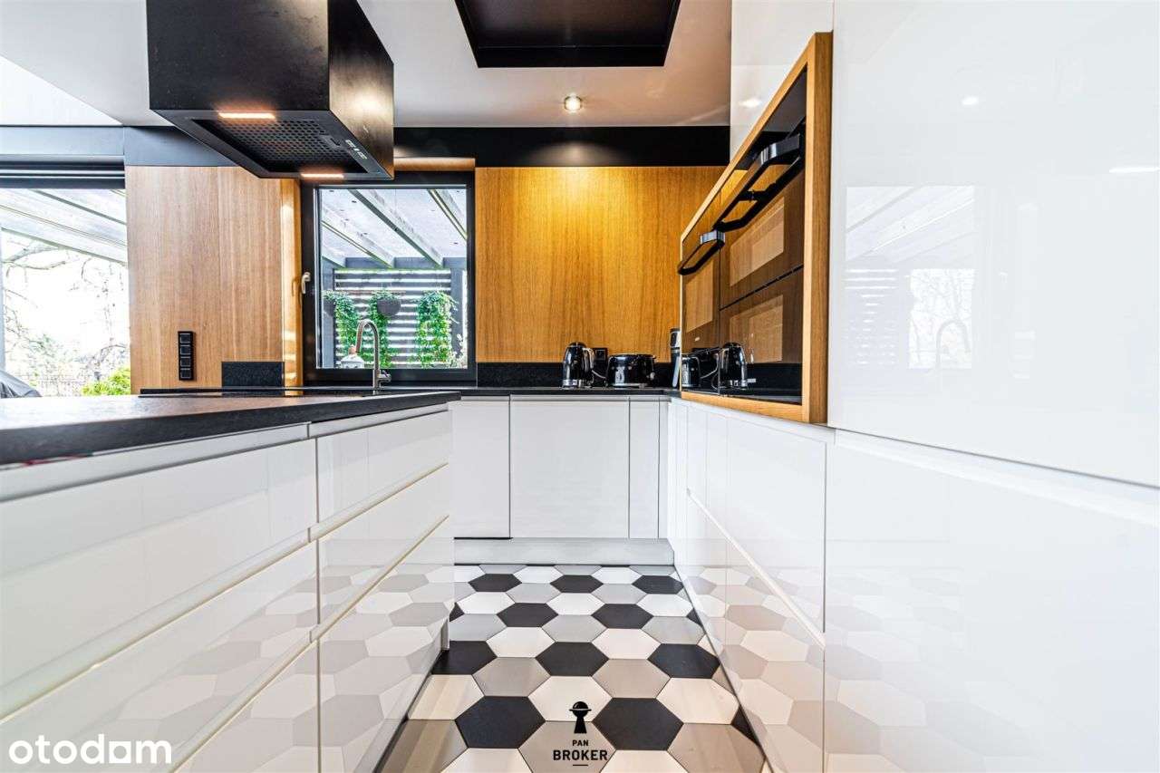 Komfortowy i nowoczesny dom z pełnym wyposażeniem-12