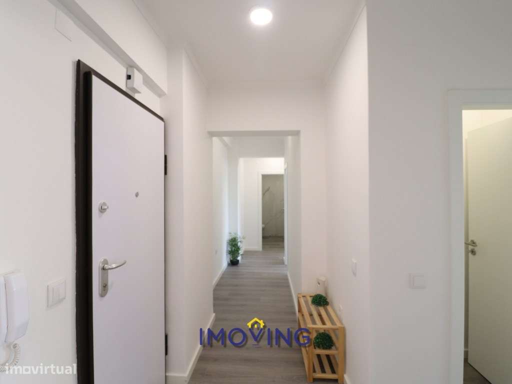 Apartamento T2, Remodelado, na Verderena, Barreiro-13