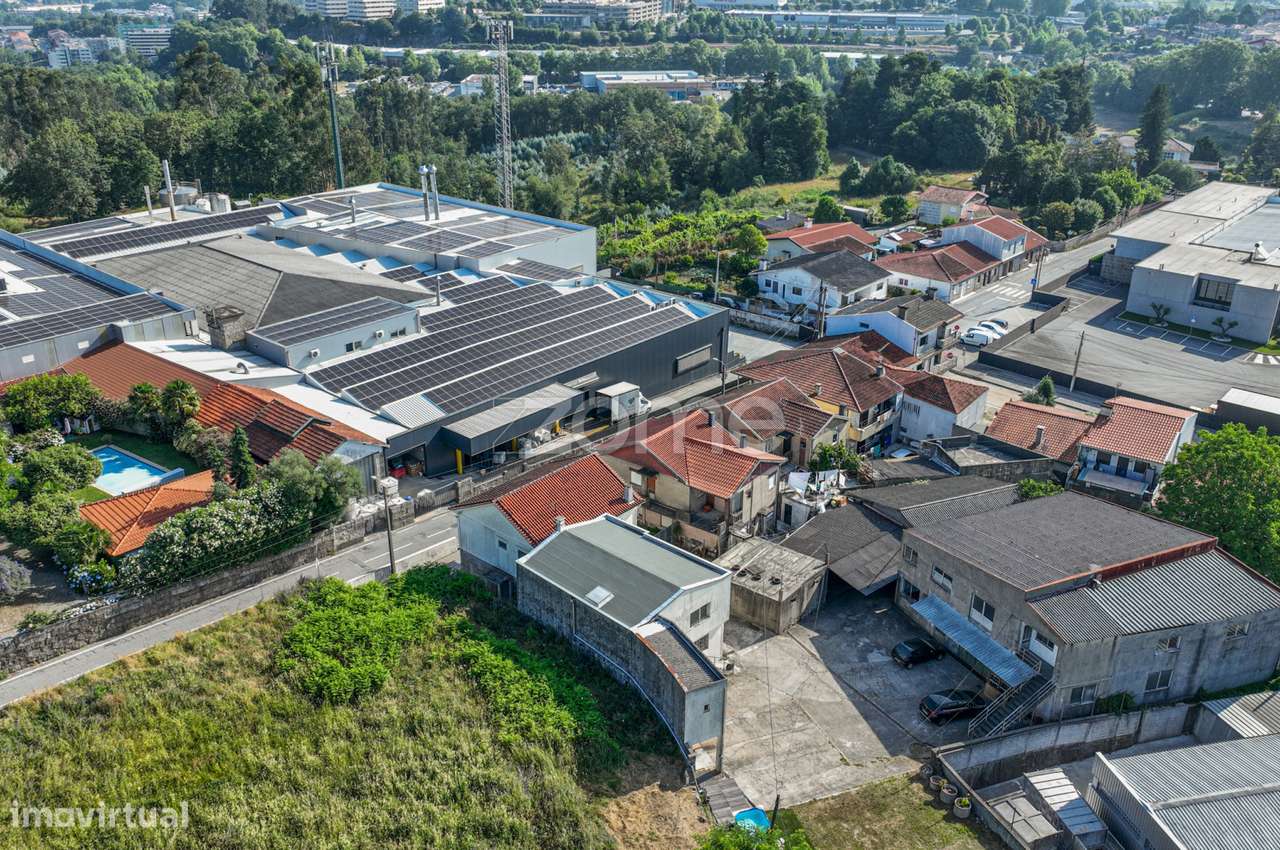 Andar Moradia T3 Para Remodelar Em Polvoreira Guimaraes
