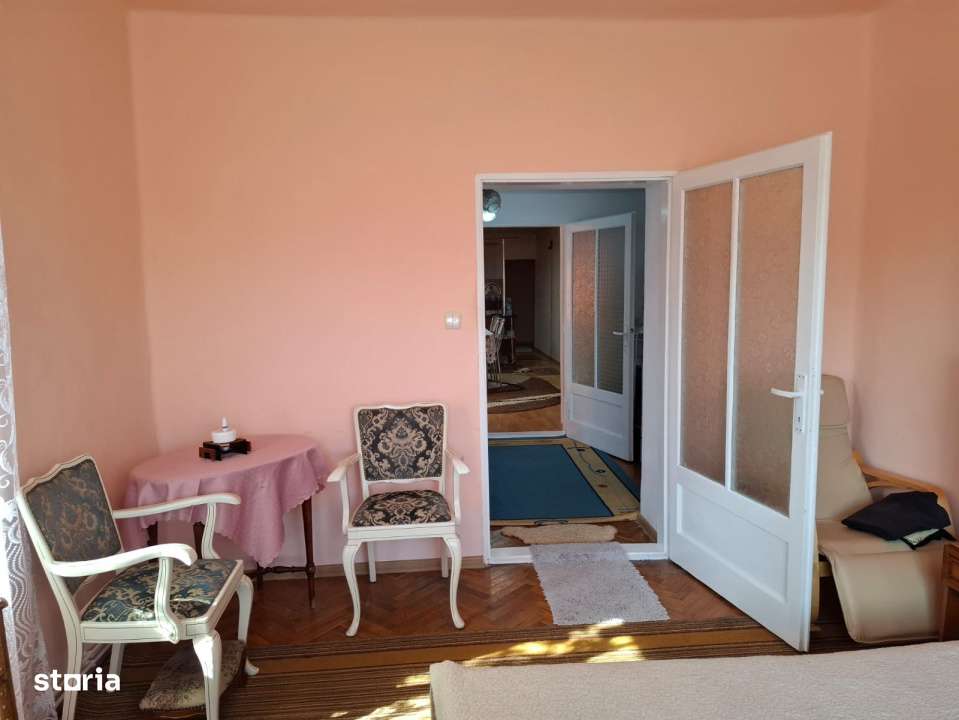 Casa amenajata in Nadlac pe strada Dr. Martin Luther (strada larga)-10