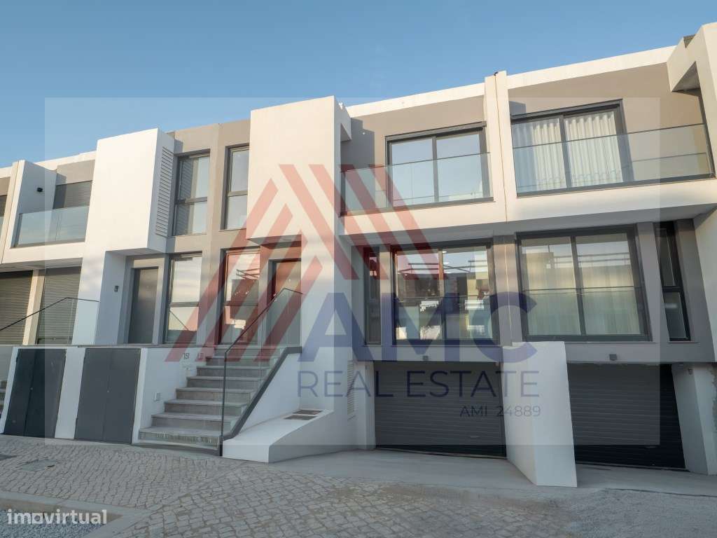 VENDE-SE MORADIA T3 NOVA COM PISCINA PRIVATIVA E GARAGEM-6