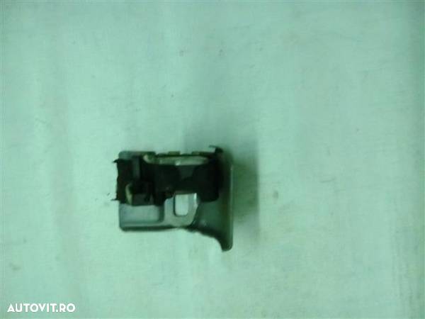 Tampon esapament Renault Scenic An 2004-2016 cod 820035447G - 4