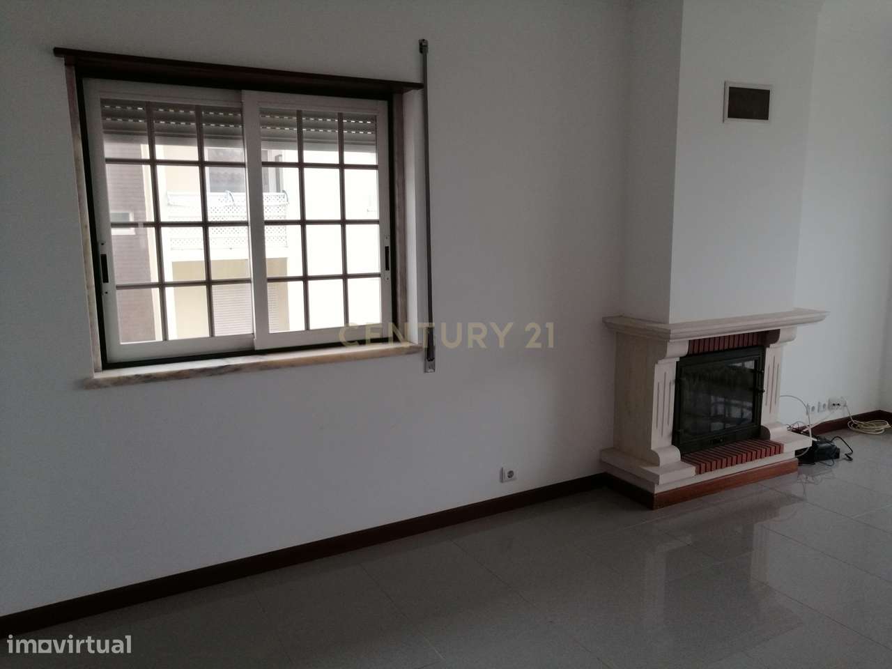 Apartamento T3 com Garagem Box e Arrecadação – Porto Salvo, Oeiras - Grande imagem: 4/17