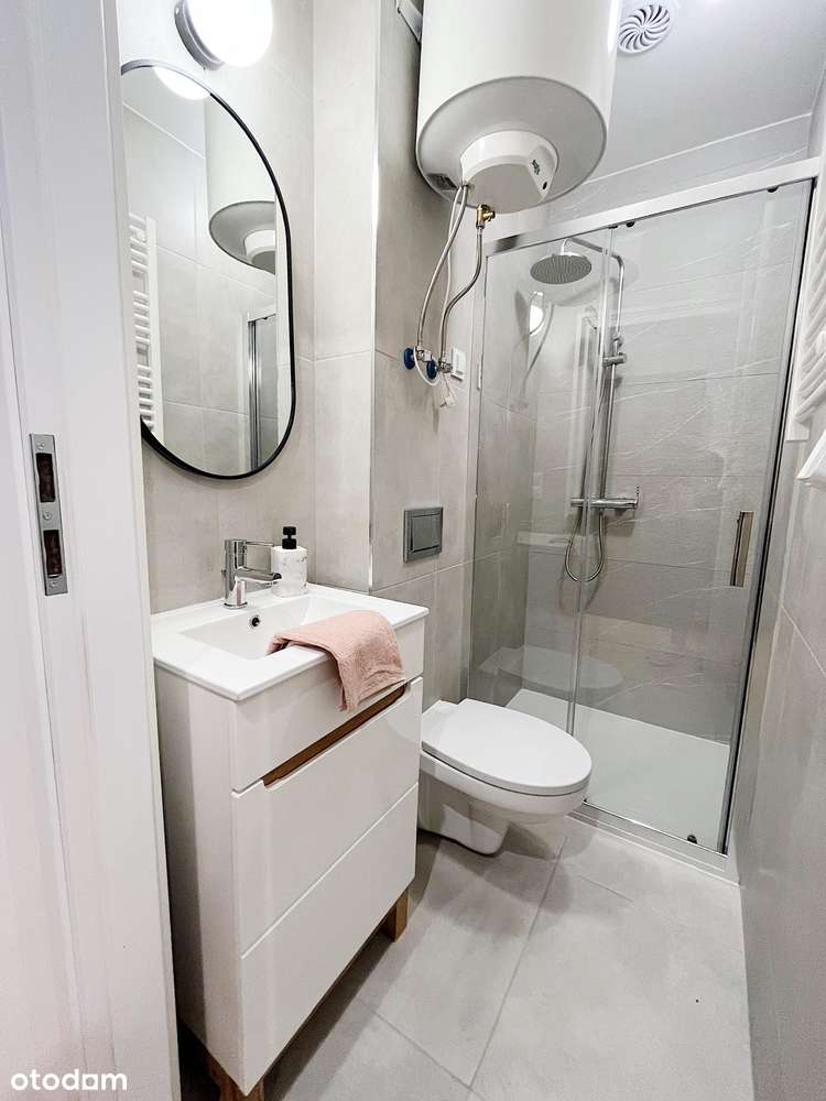 48 m² → podzielone na 3 niezależne pokoje premium z łazienkami-6