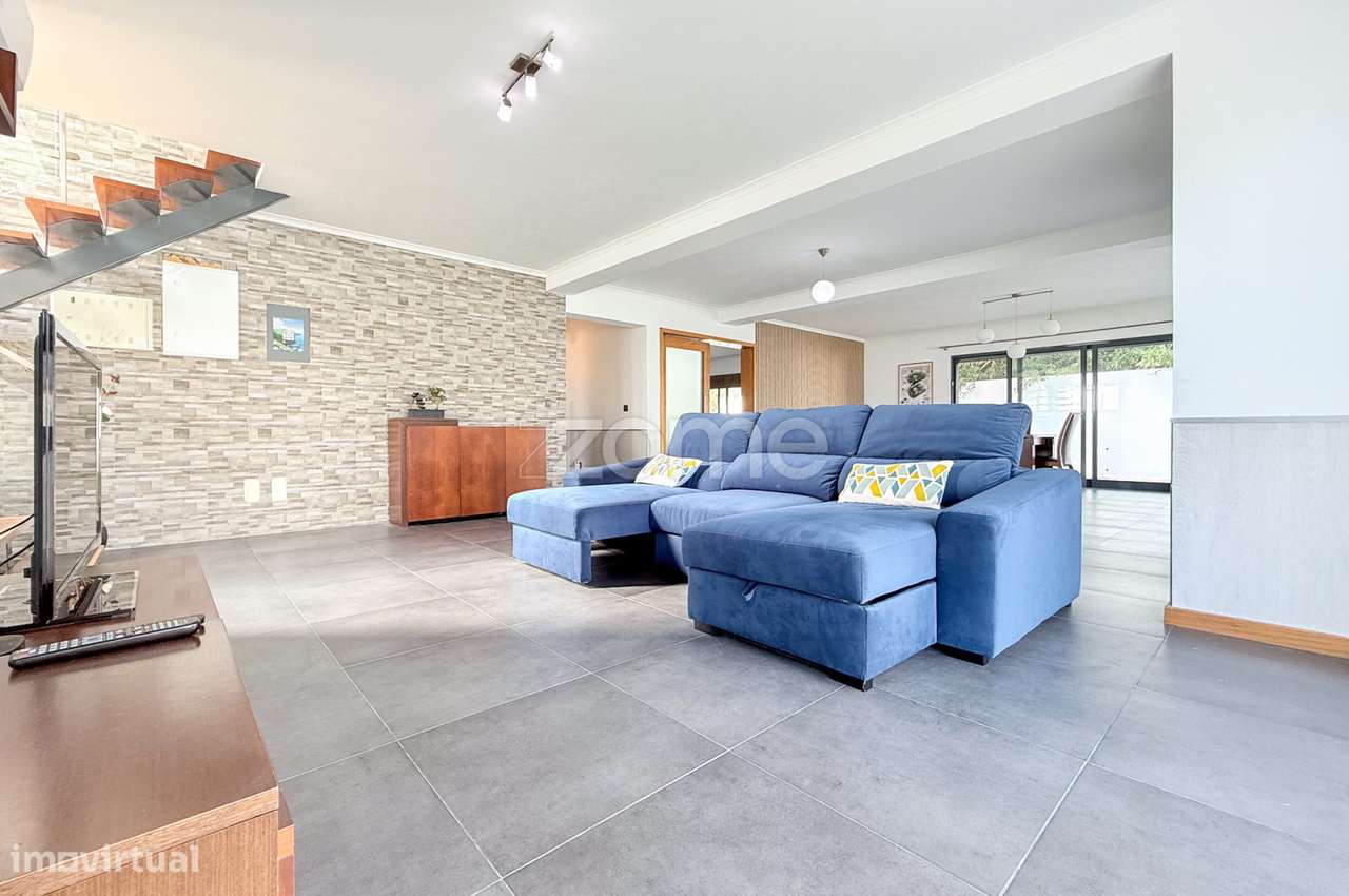 Moradia T5 contemporânea, Ginetes em Ponta Delgada - Grande imagem: 5/45