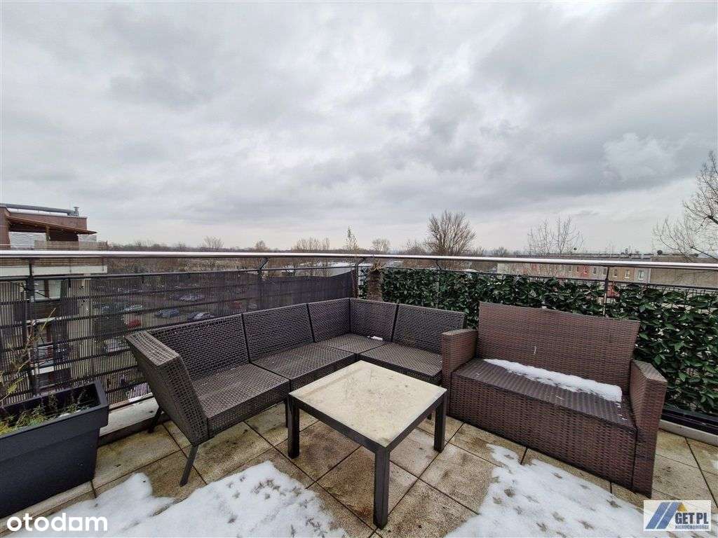 3 pokoje plus 50m2 tarasu z widokiem na południe-2