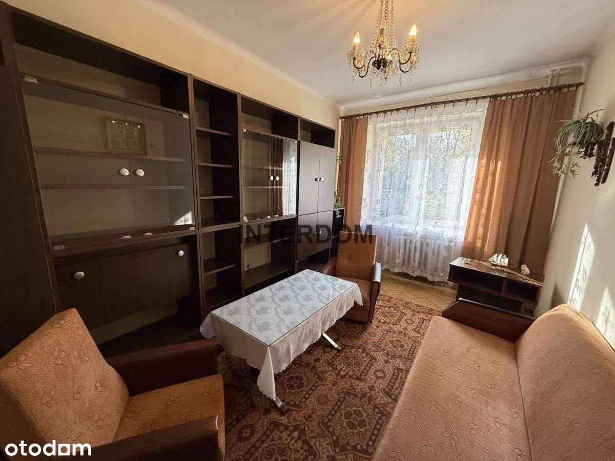 M3 Centrum. Tuż przy parku Hallera-2