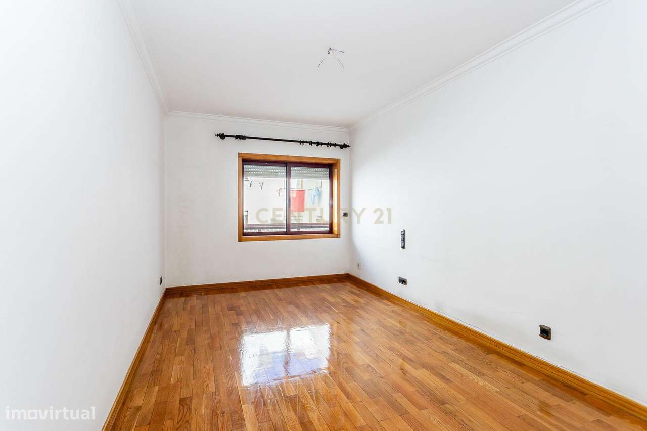 Excelente apartamento T3 na Venteira - Amadora-13