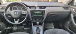 Skoda Octavia Combi 2.0 TDI DSG 4X4 Scout - 3