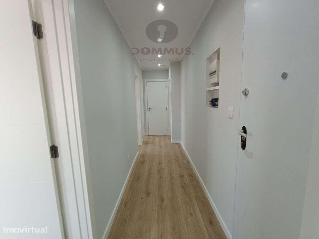 Apartamento T2+1 Renovado na Buraca - Grande imagem: 3/23